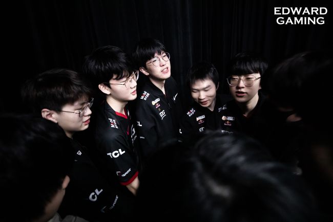 依旧在欧洲 依旧在欧洲