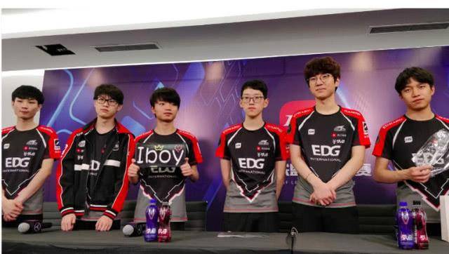 续作战中保 续作战中保