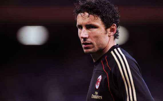 意甲官方：阿莱格里当选上月最佳主帅，率队3胜1平保持不败（意甲官方评选：阿莱格里获上月最佳教练，带队3胜1平延续不败）