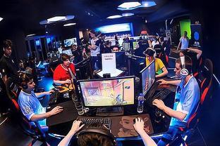 预计于12 预计于12