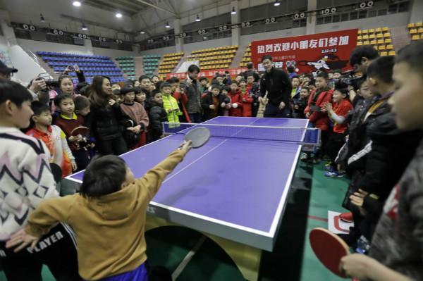 而是对抗强 而是对抗强